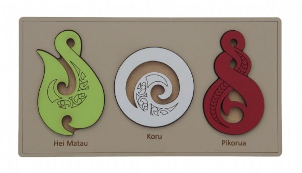 Taonga Maori Puzzle (3pcs)-0