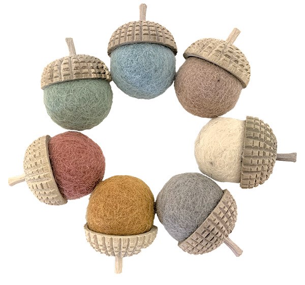 Earth Acorns (7pcs)