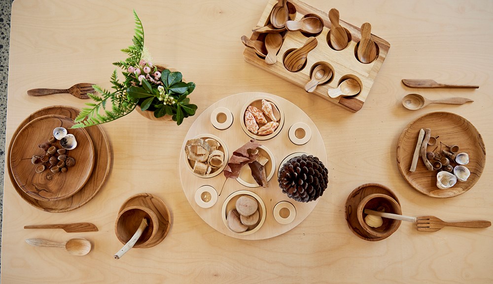 Teak Dinner Setting (7pcs) - Image 3