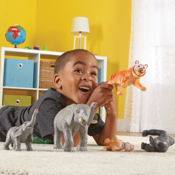 Animal figurines learning resources