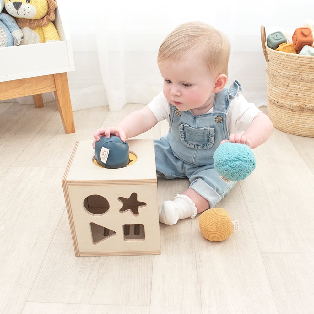 Stuff n Pull Sensory Cube (17pcs) - Image 4