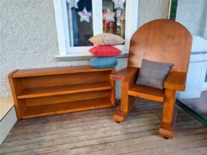 Macrocarpa Storytelling Seat