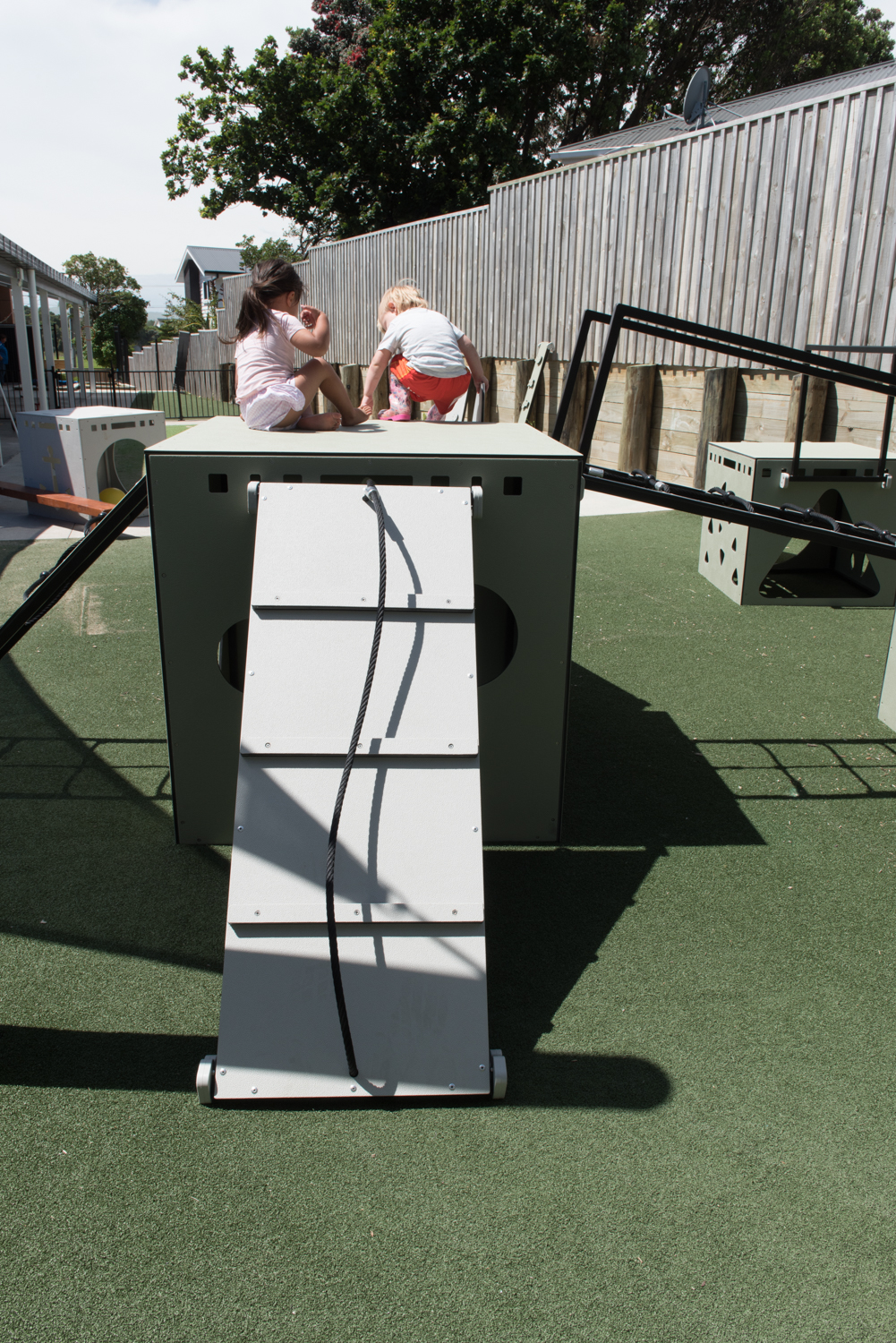 Scaling Wall 1.5m - Image 4