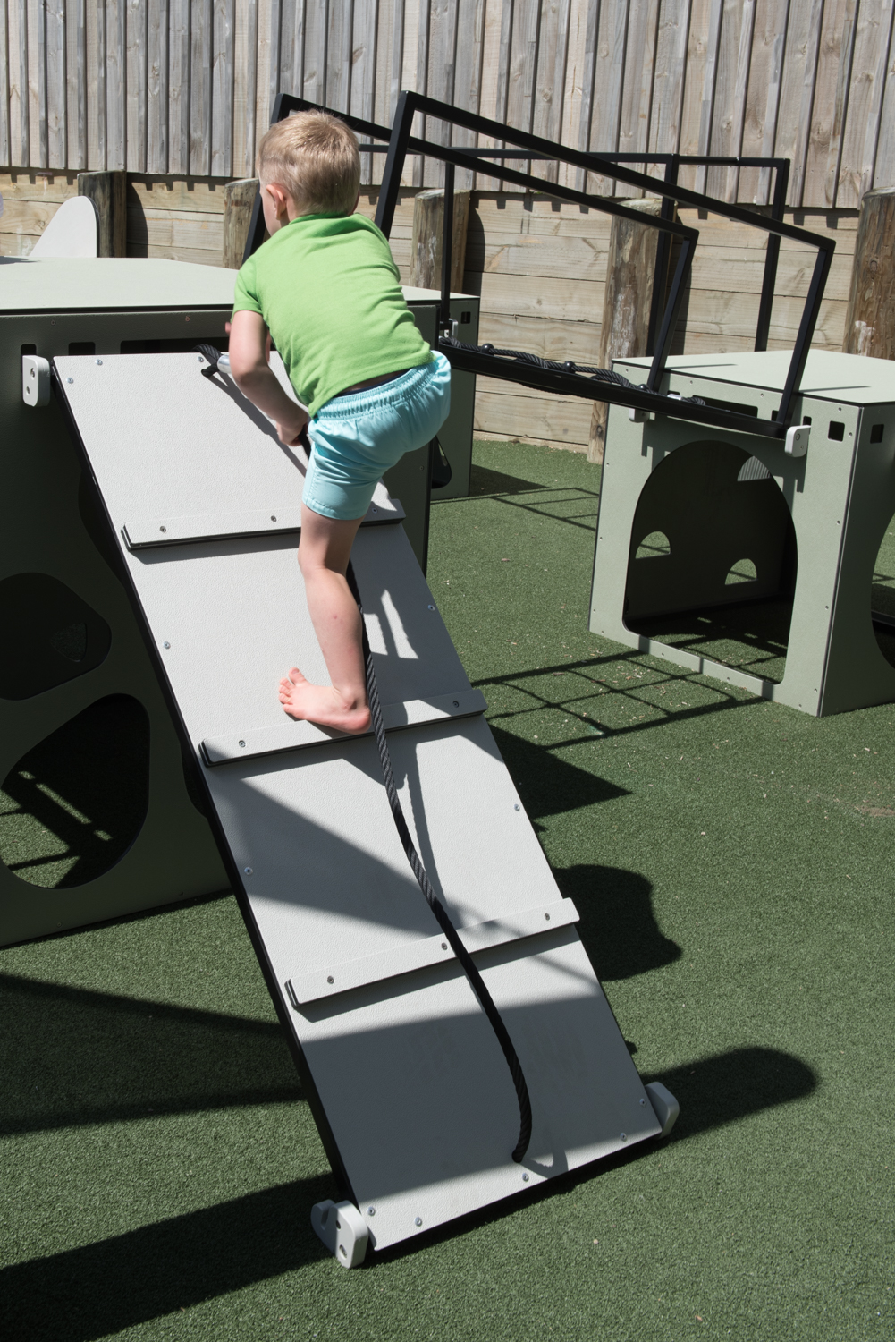 Scaling Wall 1.5m - Image 7