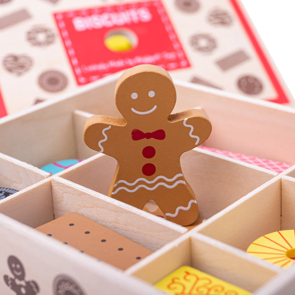 Wooden Box of Biscuits (17pcs) - Image 3