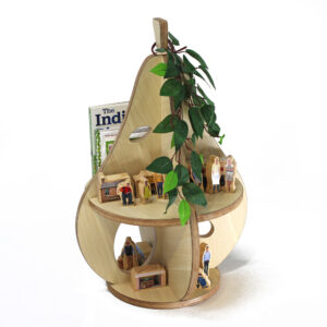 Pear Small World Stand