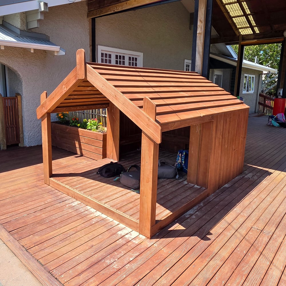 Premium Whare Tipuna