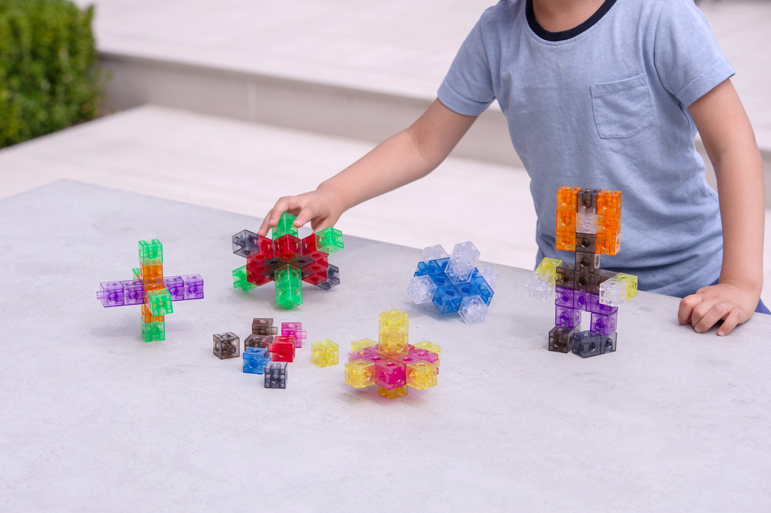 Transparent Colour Linking Cubes (100pcs) - Image 5